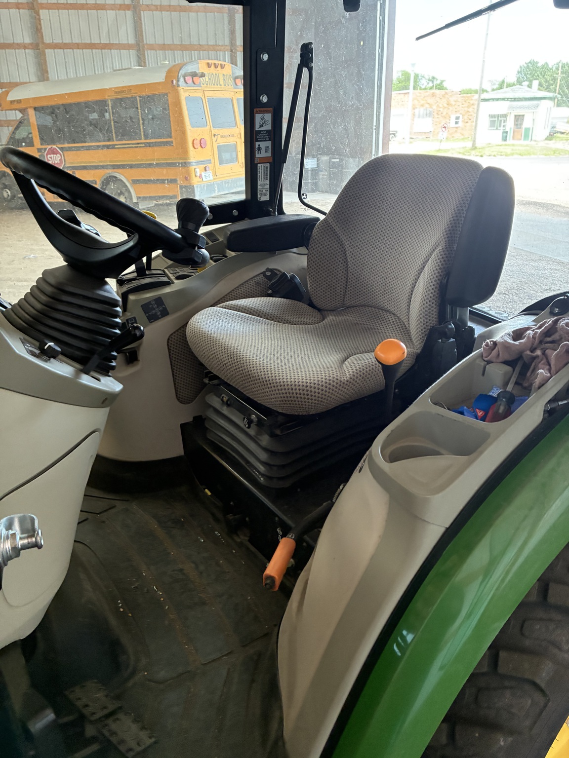  2019 John Deere 3046R at LandMark in Hastings, NE