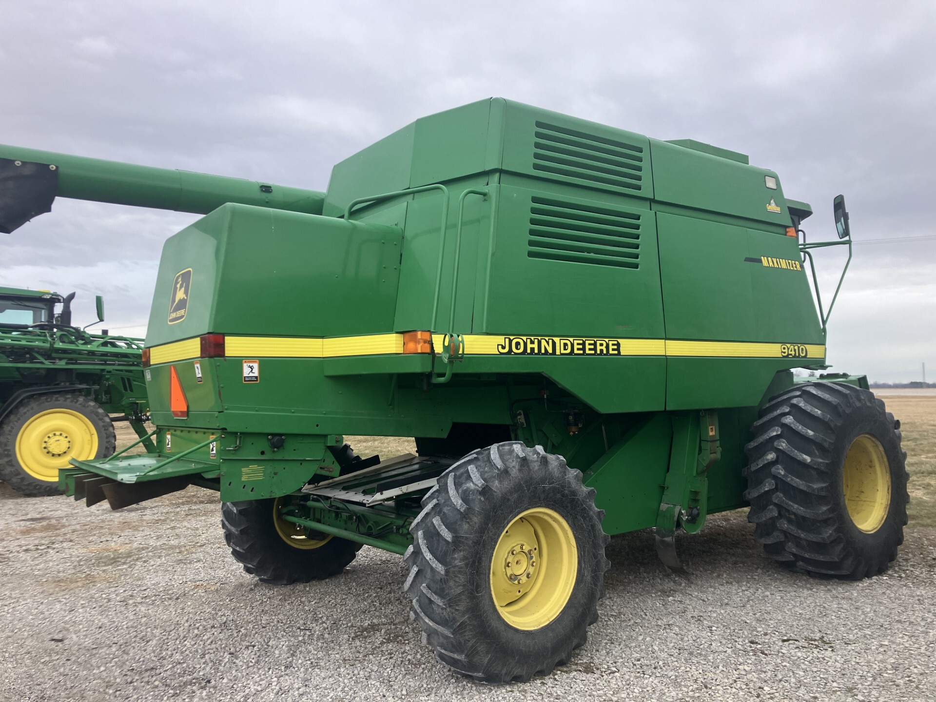 On Lot 1998 John Deere 9410 at Tri County Equipment Caro, MI