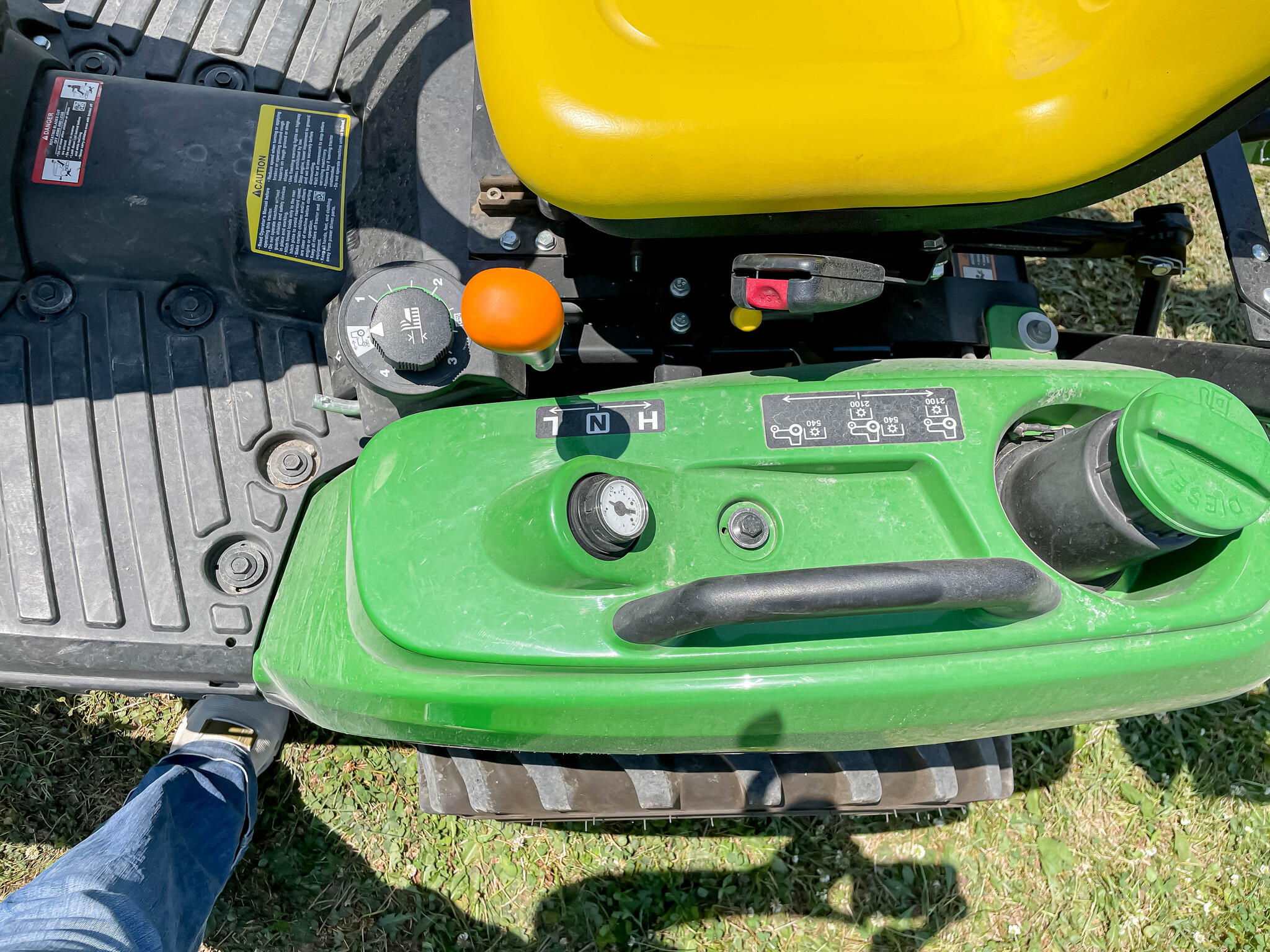  2022 John Deere 1023E at LandMark in Phillipsburg, KS