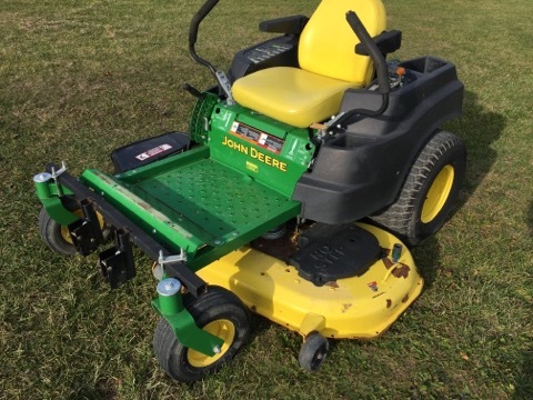 On Lot 2015 John Deere Z435 at Tri County Equipment Caro, MI