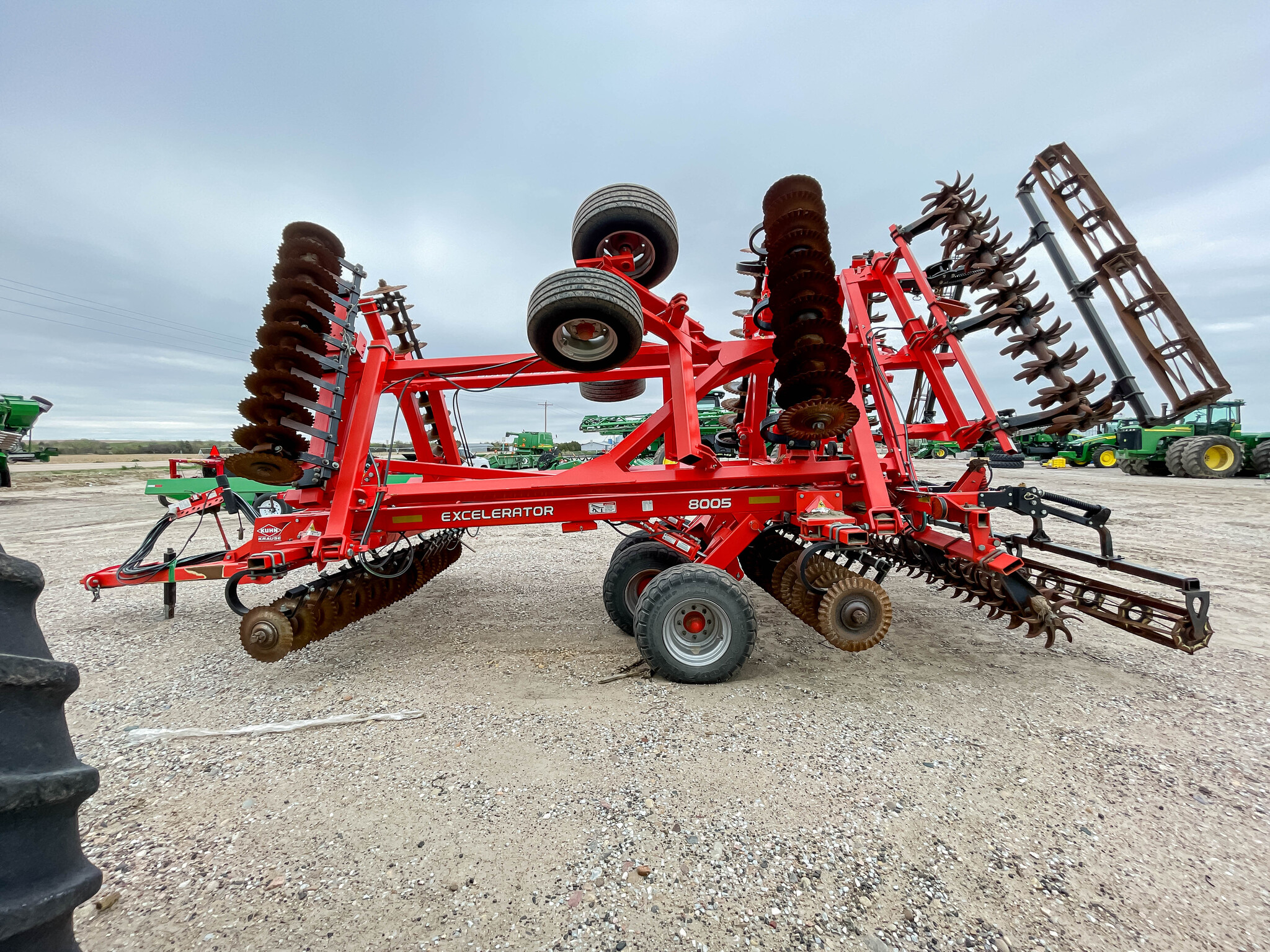  2016 Kuhn Krause 8005-25 at LandMark in Holdrege, NE