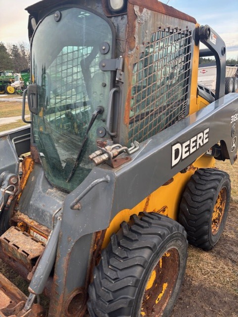 On Lot 2010 John Deere 318D at Tri County Equipment Bad Axe, MI