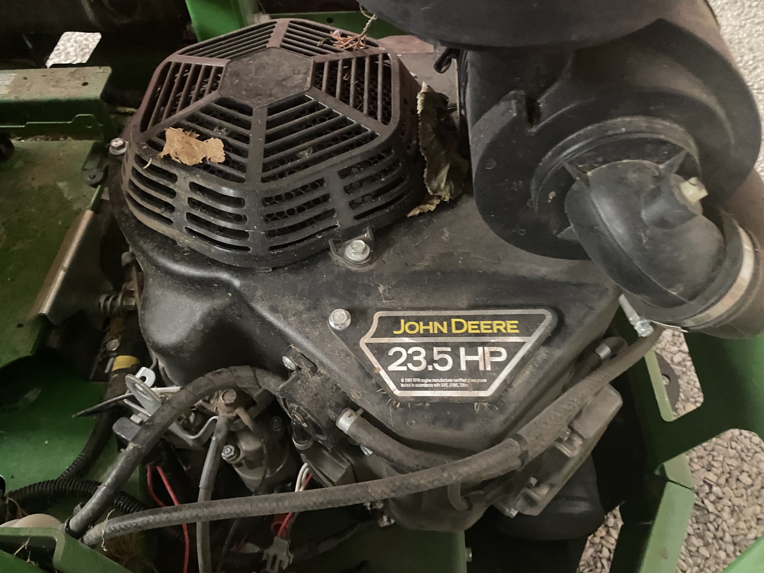  2024 John Deere Z740R at LandMark in Hebron, NE