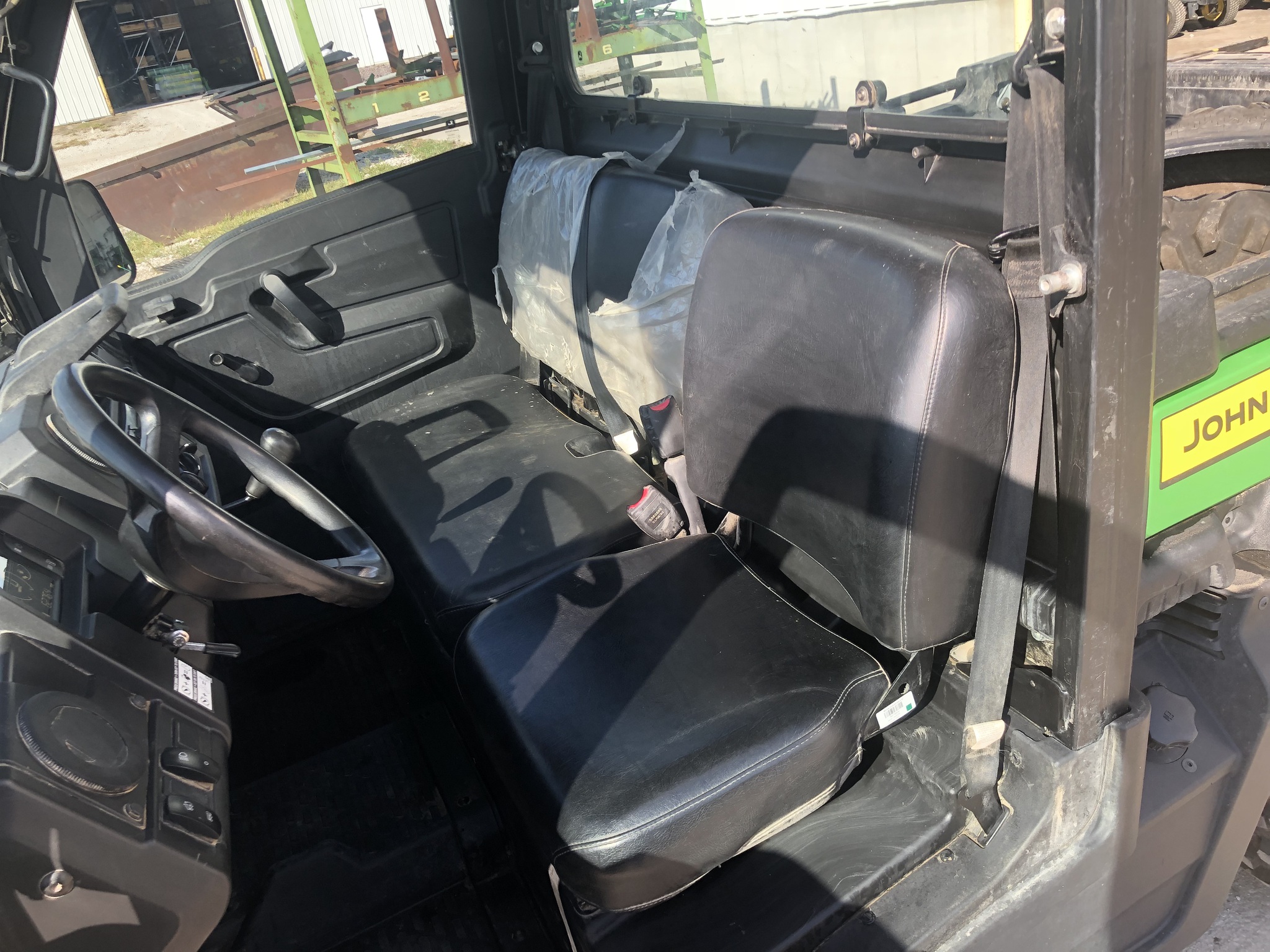  2023 John Deere XUV 835M at LandMark in Beatrice, NE