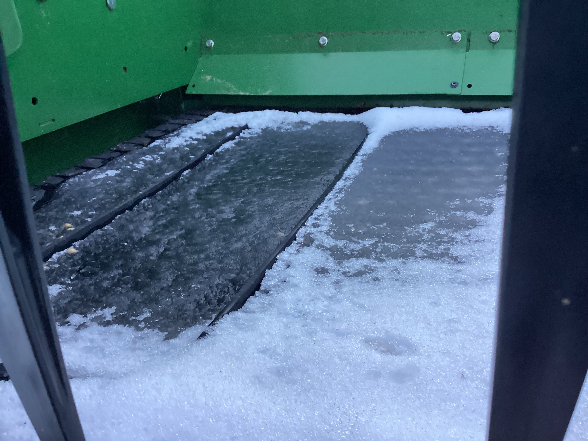  2024 John Deere RD35F at LandMark in Minden, NE