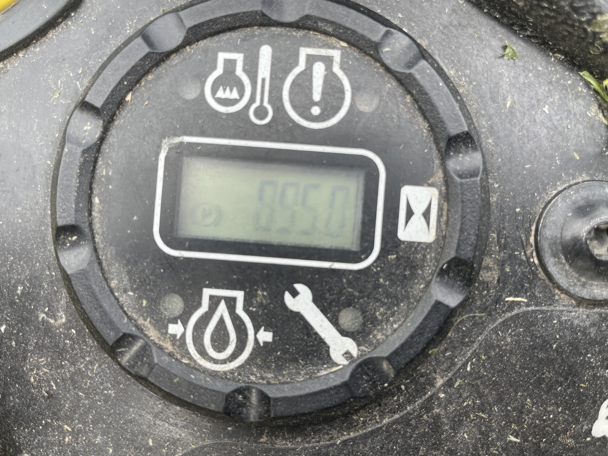  2023 John Deere Z950M at LandMark in Gothenburg, NE