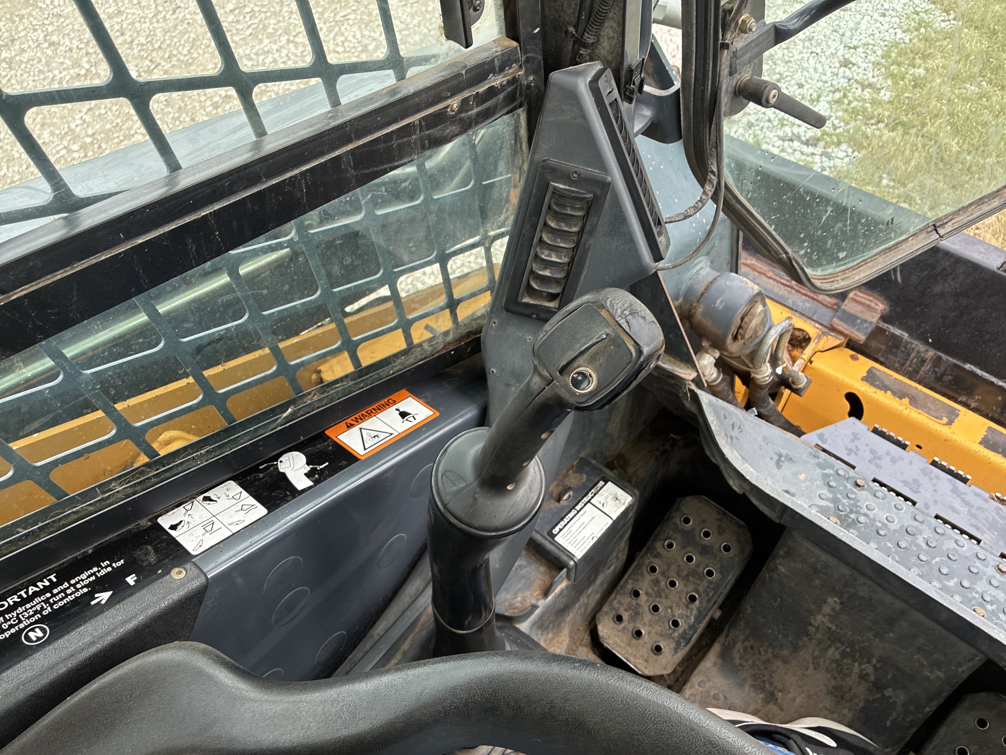  2010 John Deere 329D at LandMark in Beatrice, NE