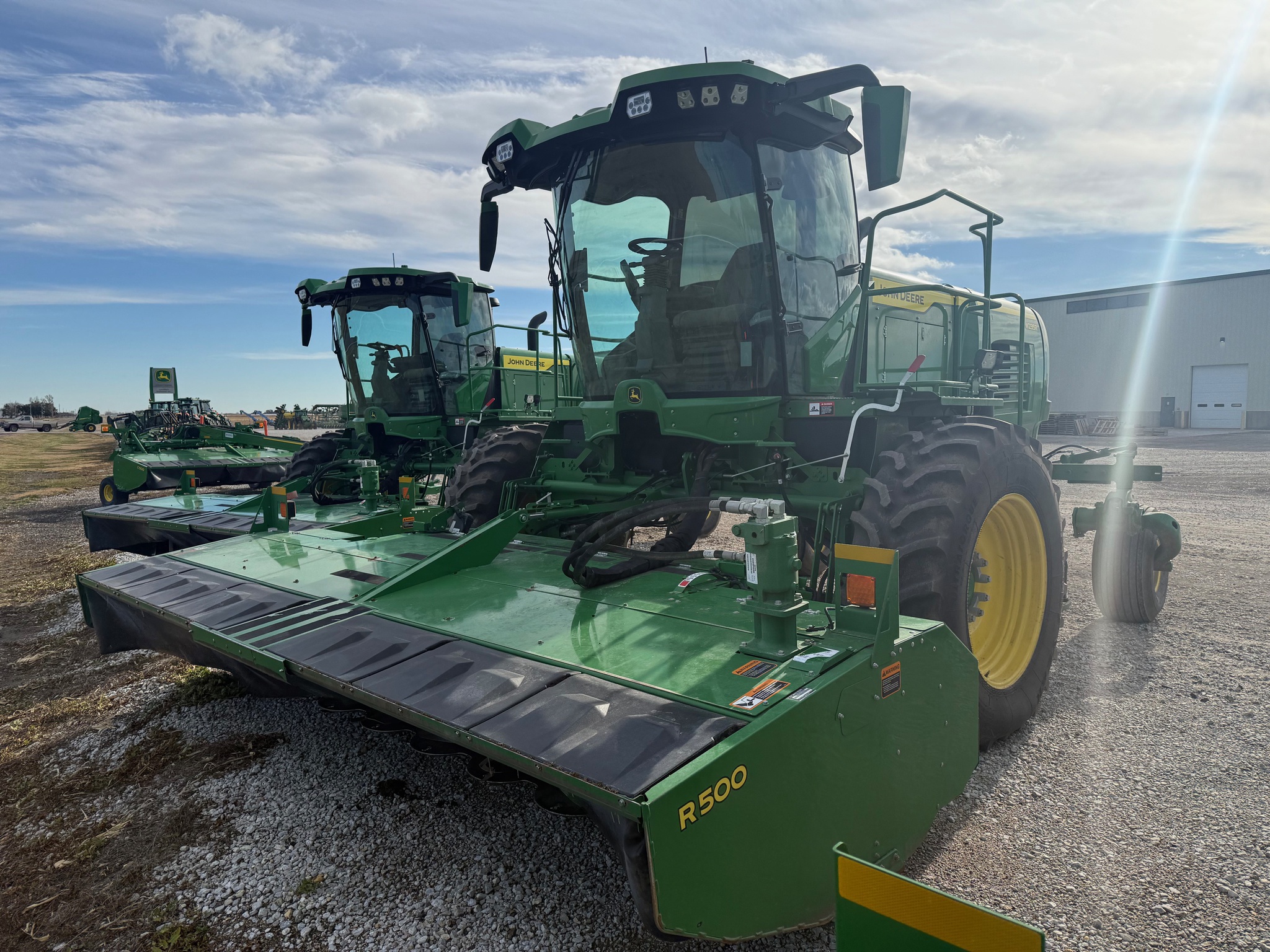  2024 John Deere W235R at LandMark in Fairfield, NE