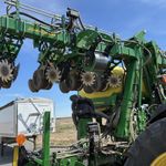  2024 John Deere 1725 at LandMark in Gothenburg, NE
