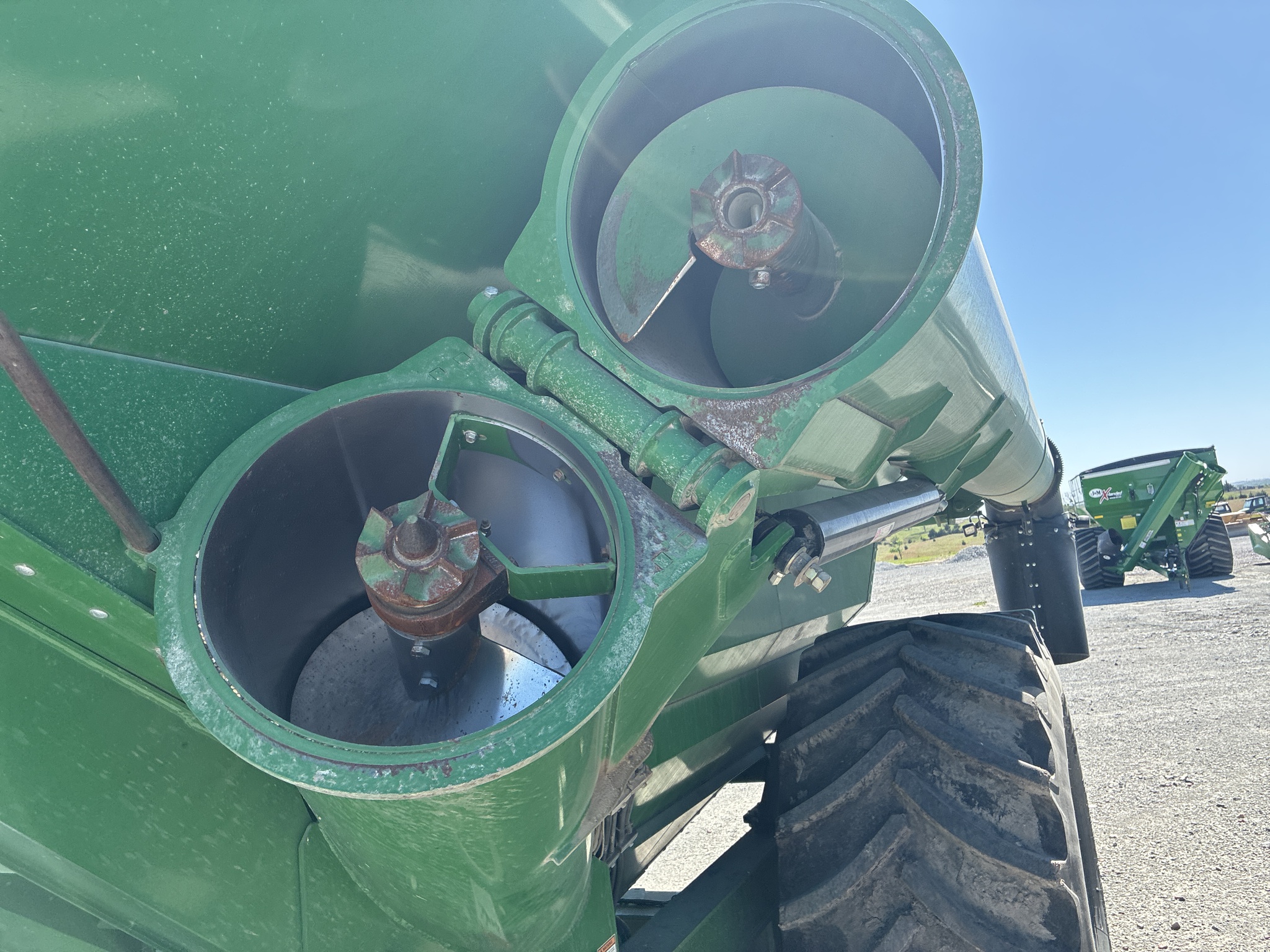  2021 Brandt 1120XT at LandMark in Hebron, NE