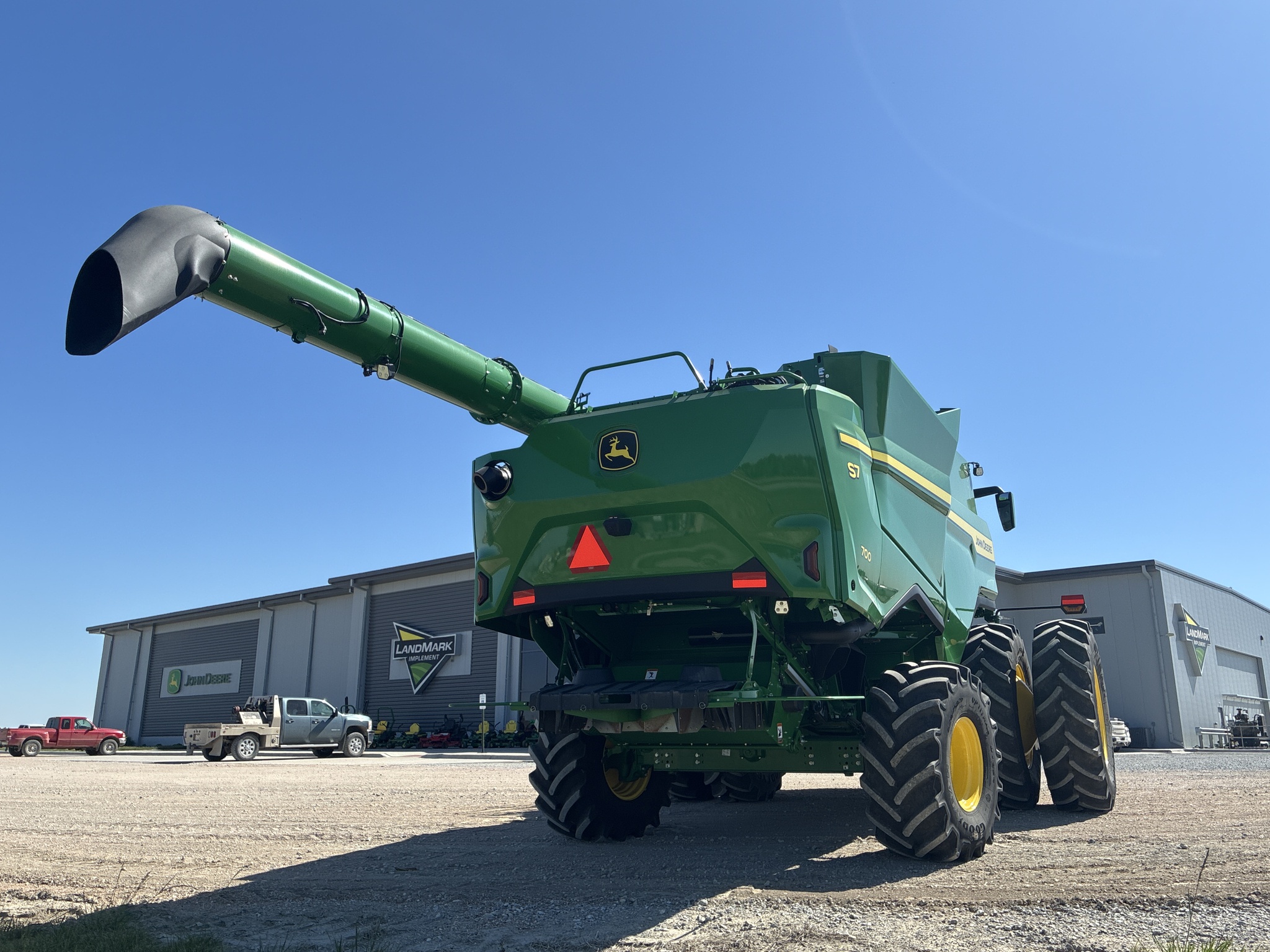  2025 John Deere S7 700 at LandMark in Hebron, NE