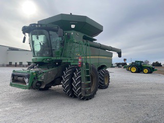  2024 John Deere S780 at LandMark in Fairfield, NE