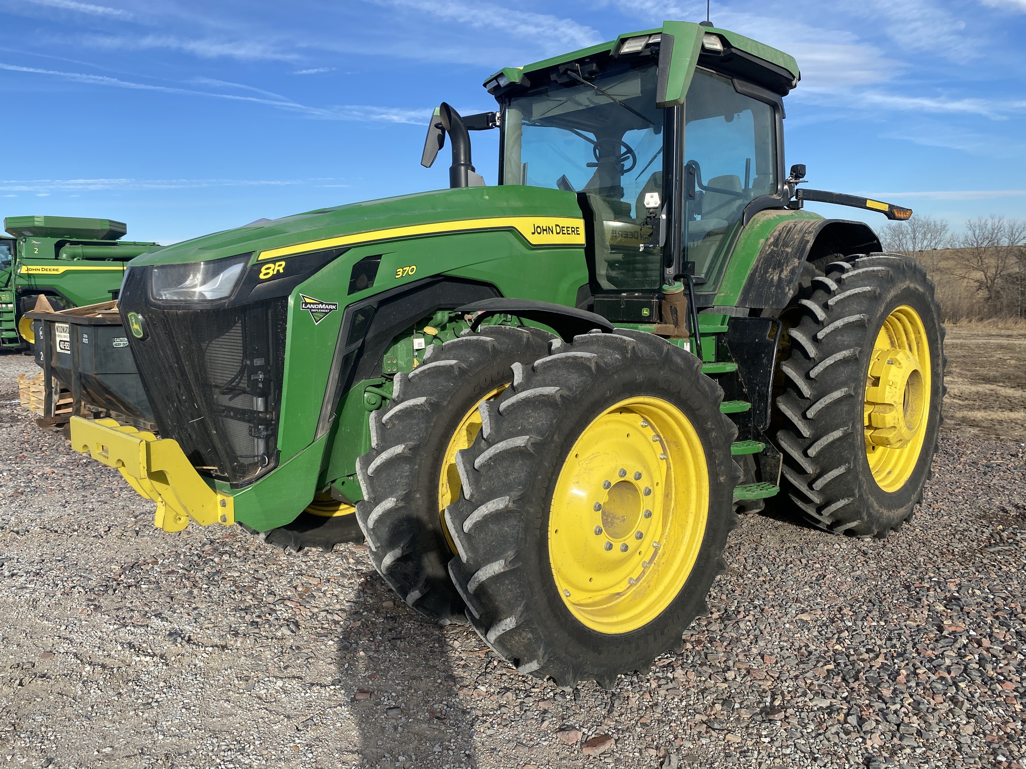  2024 John Deere 8R 370 at LandMark in Hastings, NE