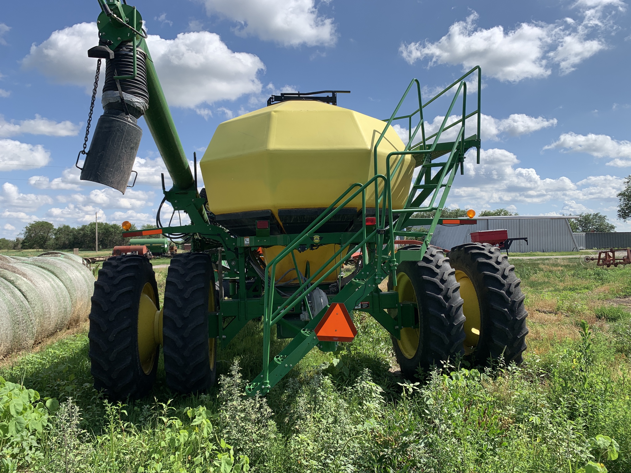 2013 John Deere 1890 at LandMark in Hebron, NE