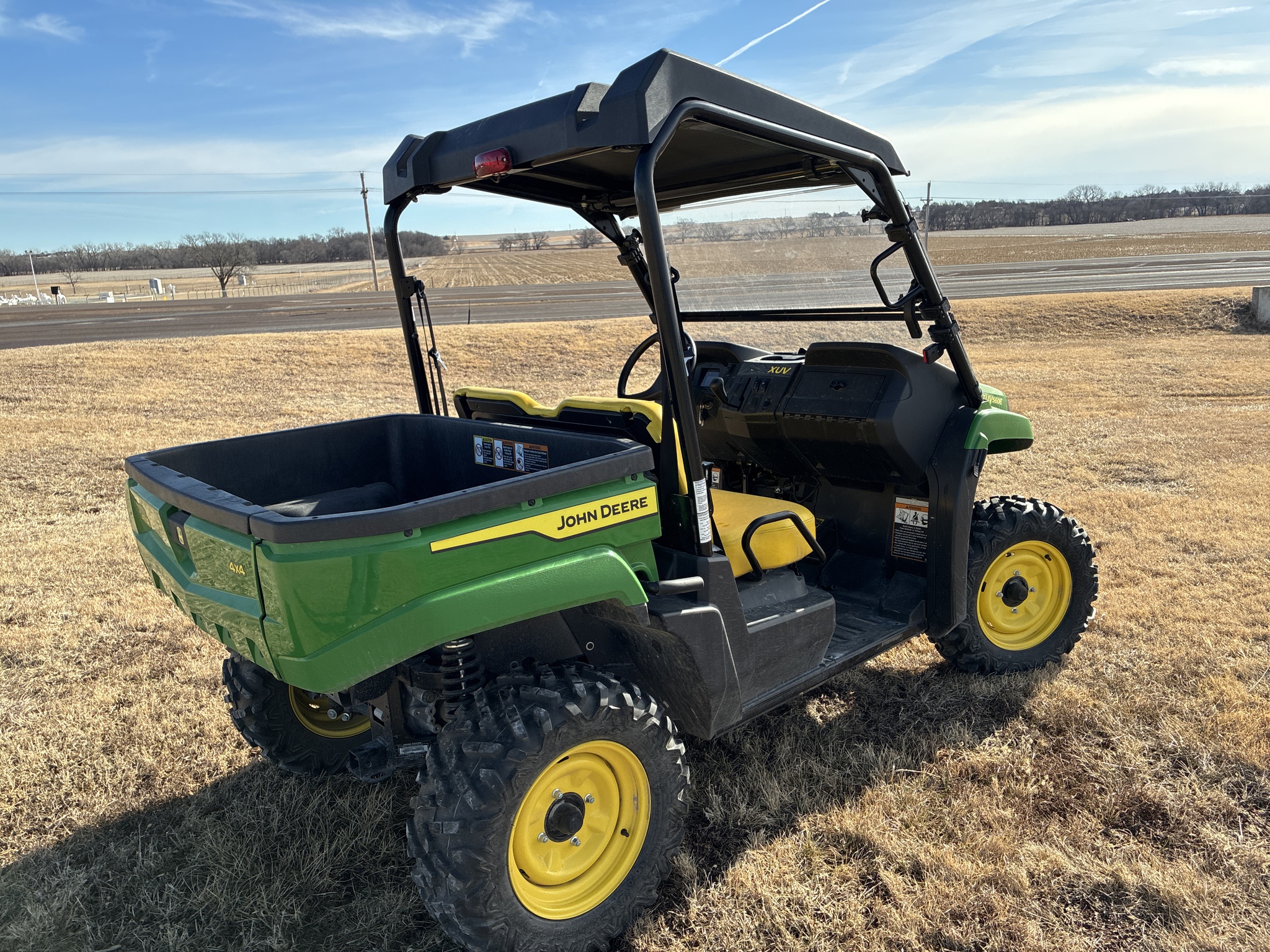  2021 John Deere XUV 560E at LandMark in Beatrice, NE