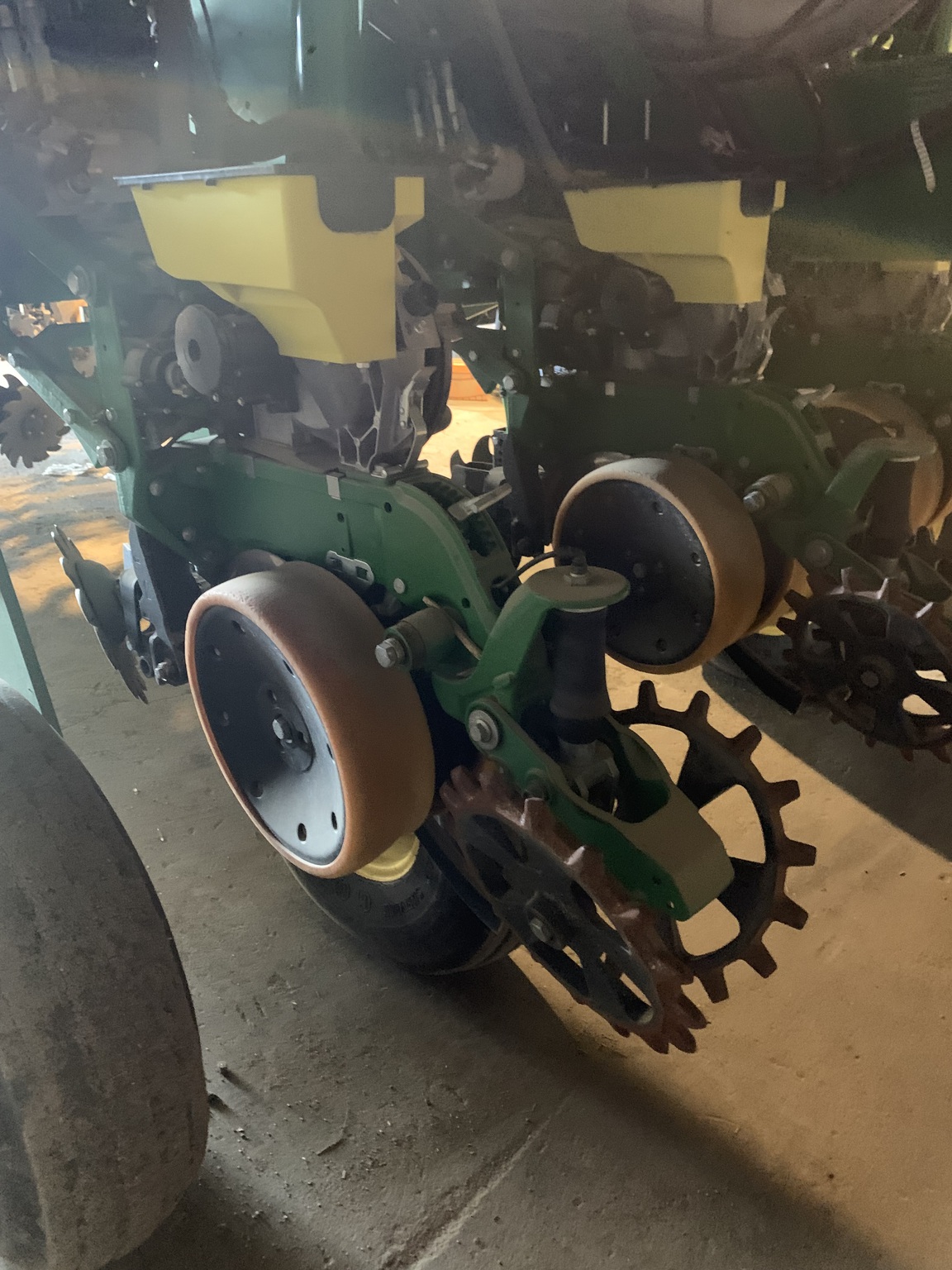  2018 John Deere 1775NT at LandMark in Arapahoe, NE