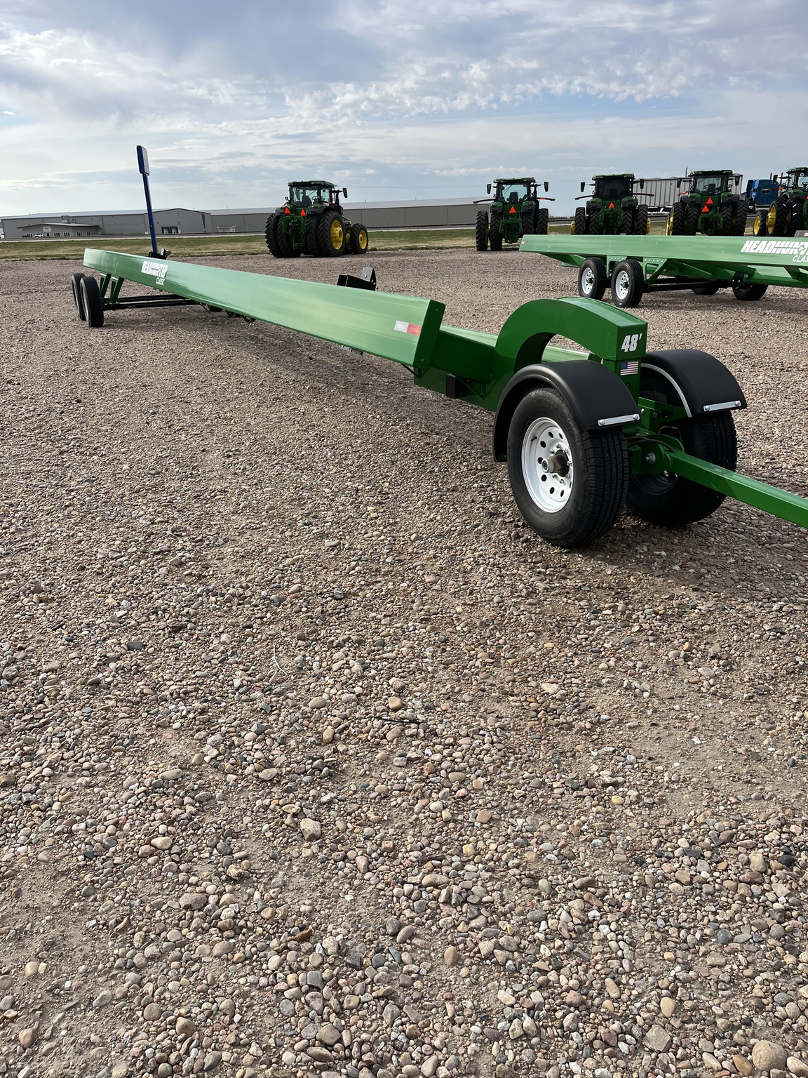  2023 Headhunter HHC43-DA/DB at LandMark in Minden, NE