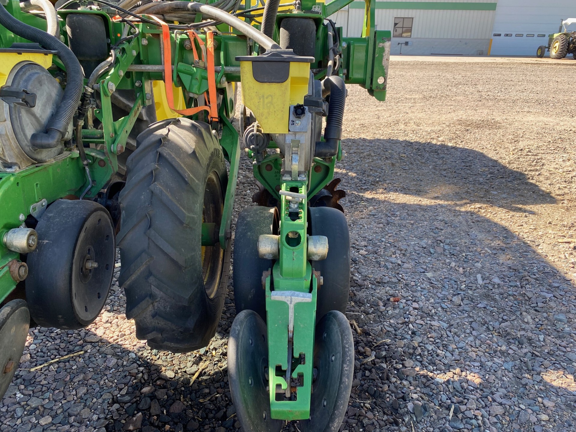  2016 John Deere 1725 CCS at LandMark in Kearney, NE