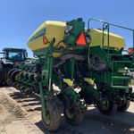  2017 John Deere 1775NT at LandMark in Arapahoe, NE