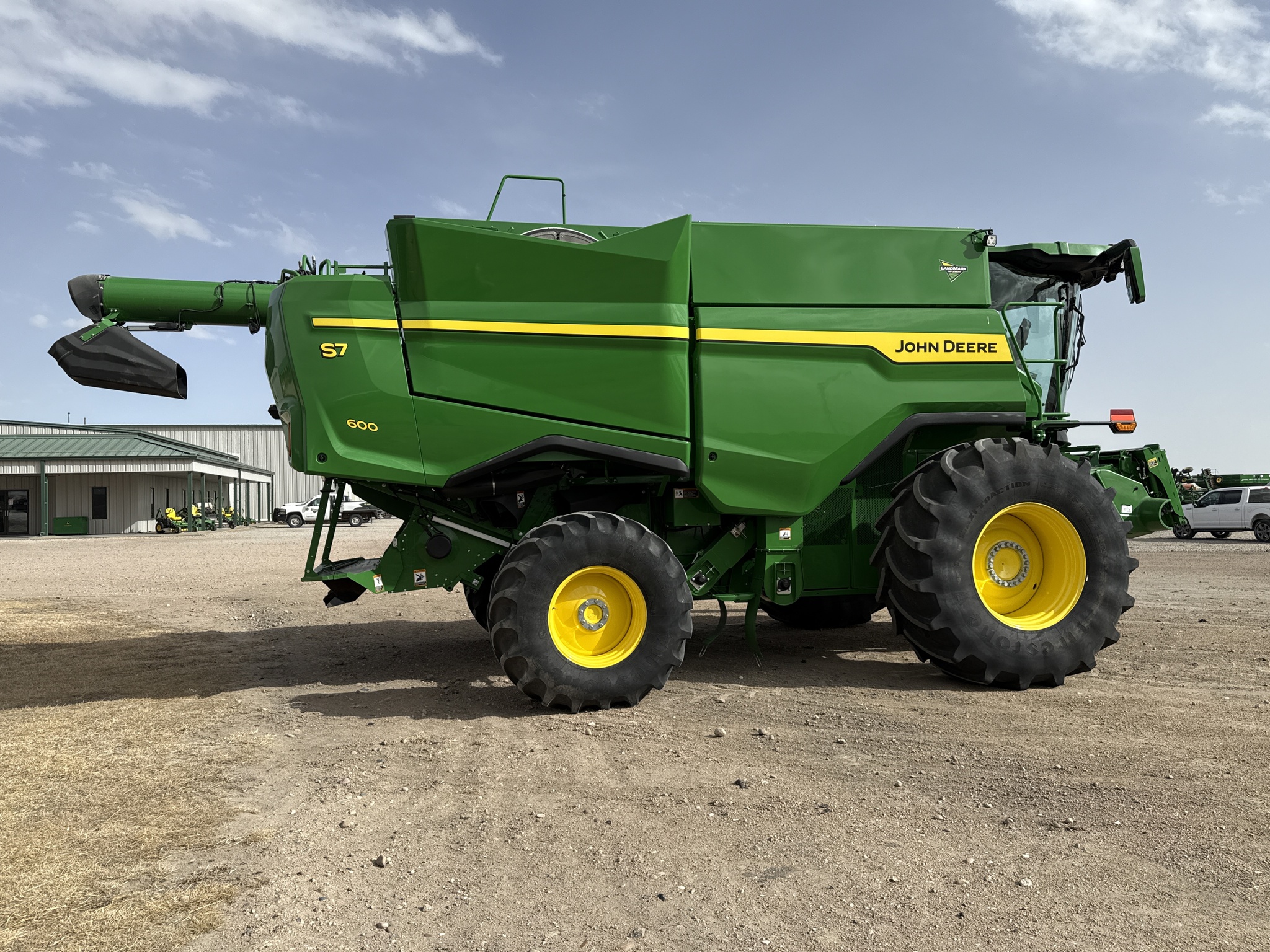  2025 John Deere S7 600 at LandMark in Lexington, NE