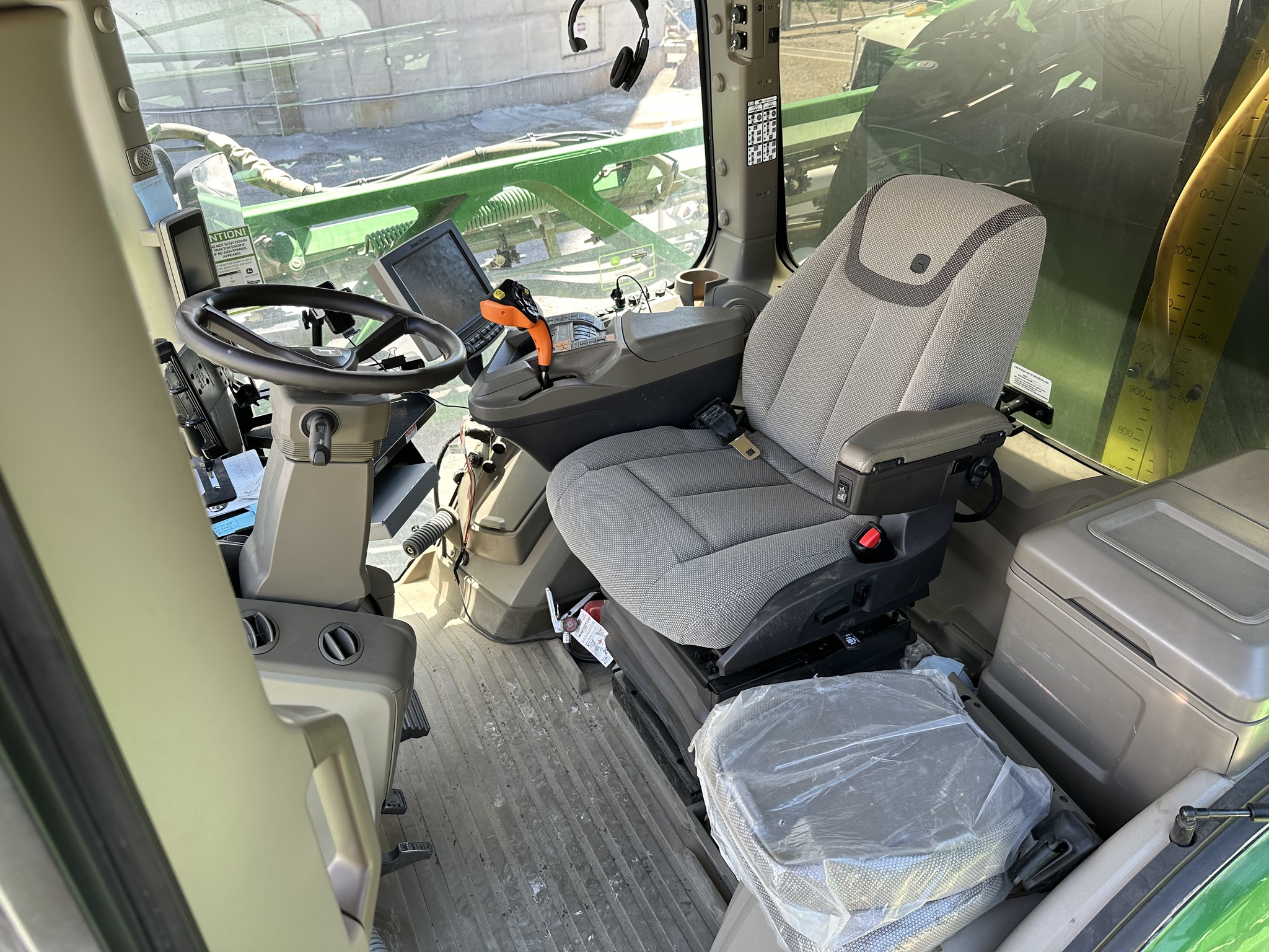  2022 John Deere 616R at LandMark in Gothenburg, NE