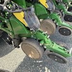  2024 John Deere 1725 at LandMark in Gothenburg, NE
