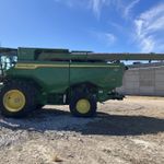  2025 John Deere S7 700 at LandMark in Lexington, NE
