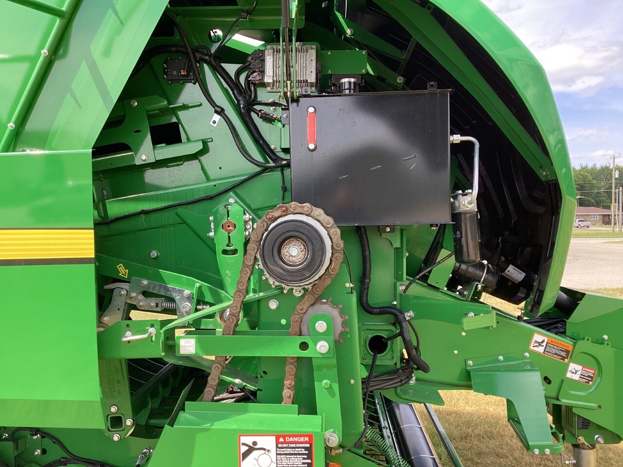 On Lot 2021 John Deere L341 at Tri County Equipment Bad Axe, MI