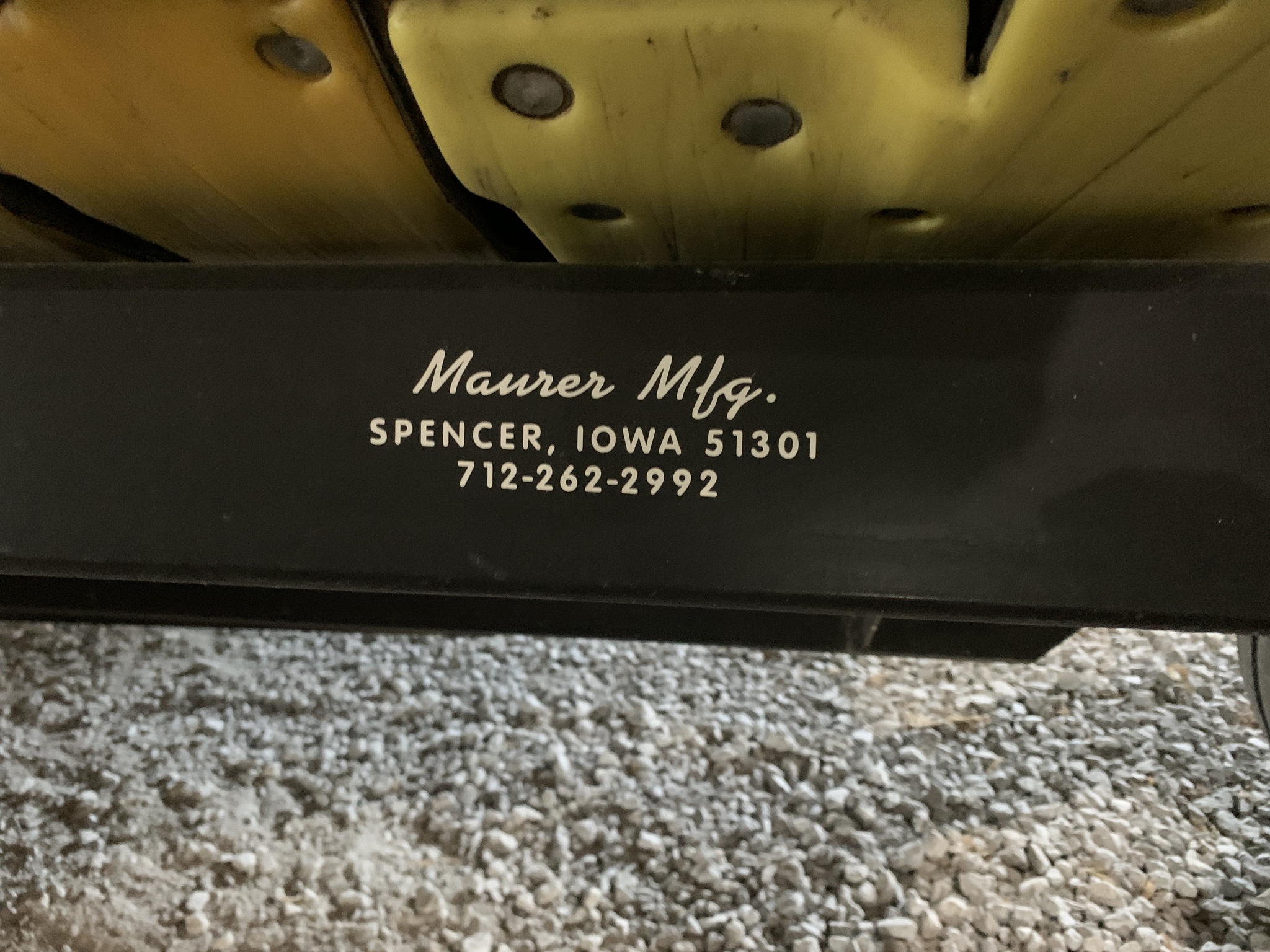   Maurer 30' at LandMark in Fairfield, NE