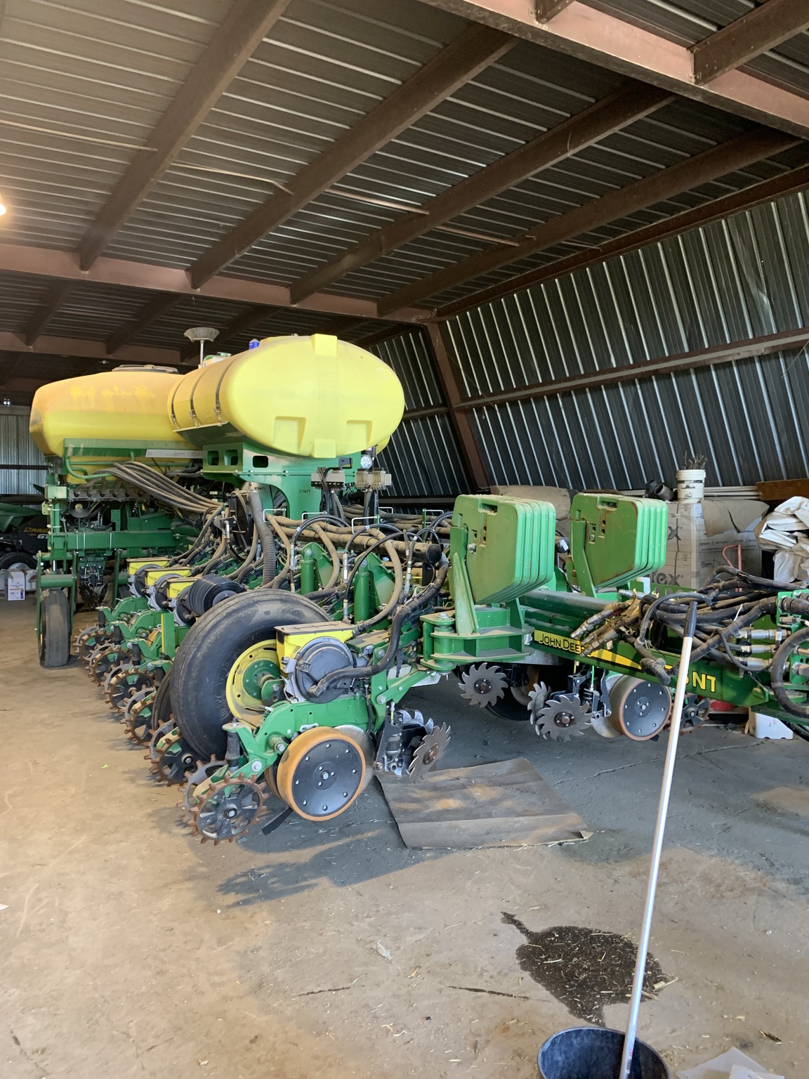  2018 John Deere 1775NT at LandMark in Arapahoe, NE