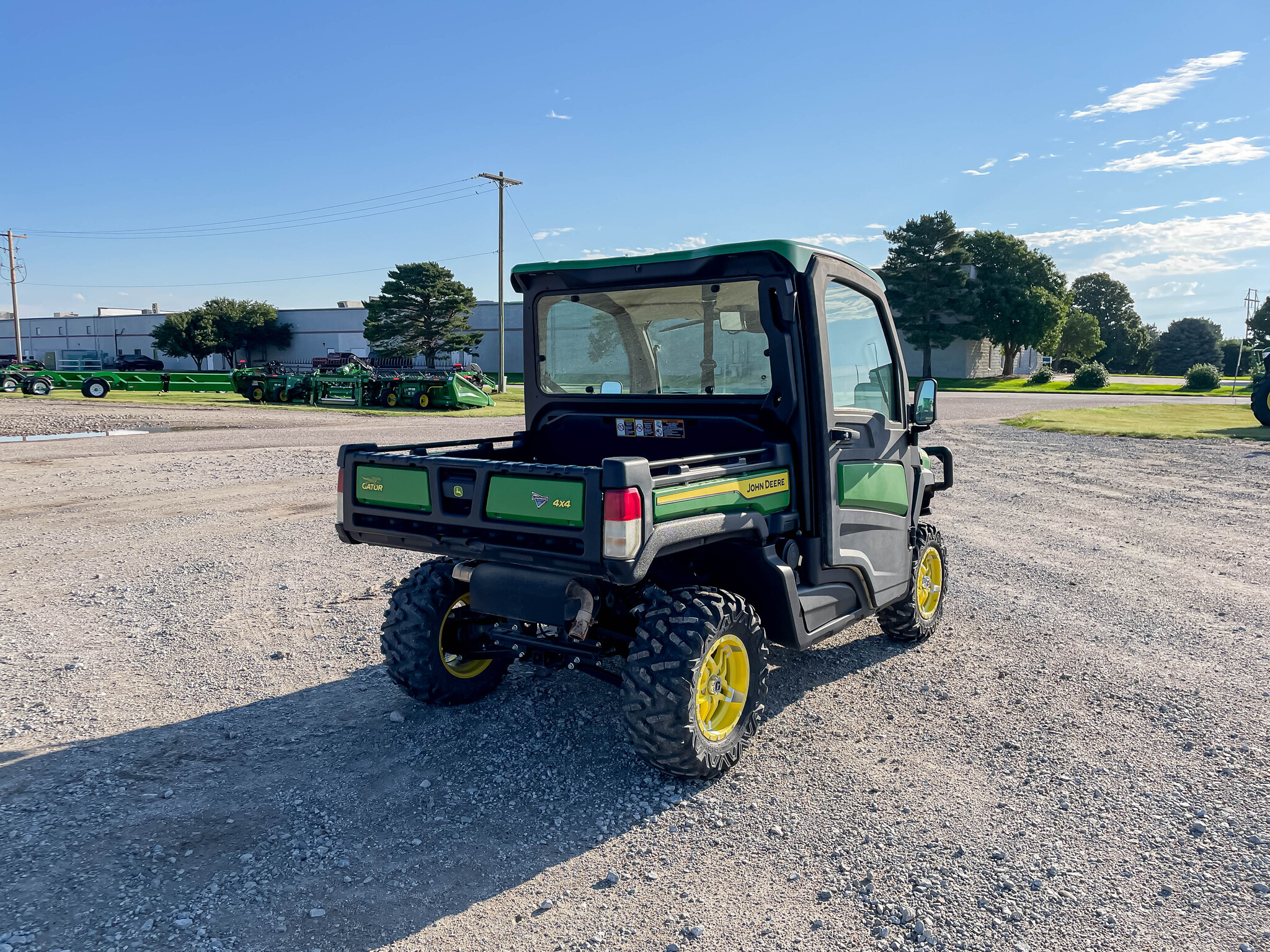  2021 John Deere XUV 835R at LandMark in Hastings, NE