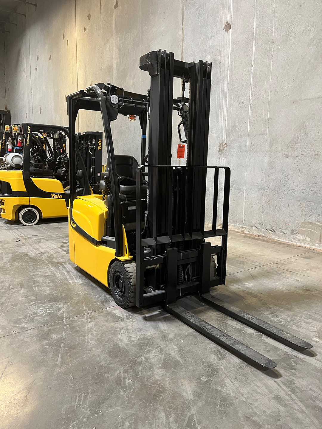 Used 2020 Yale ERP030VTN36TE088 at Briggs Equipment in Dallas, TX