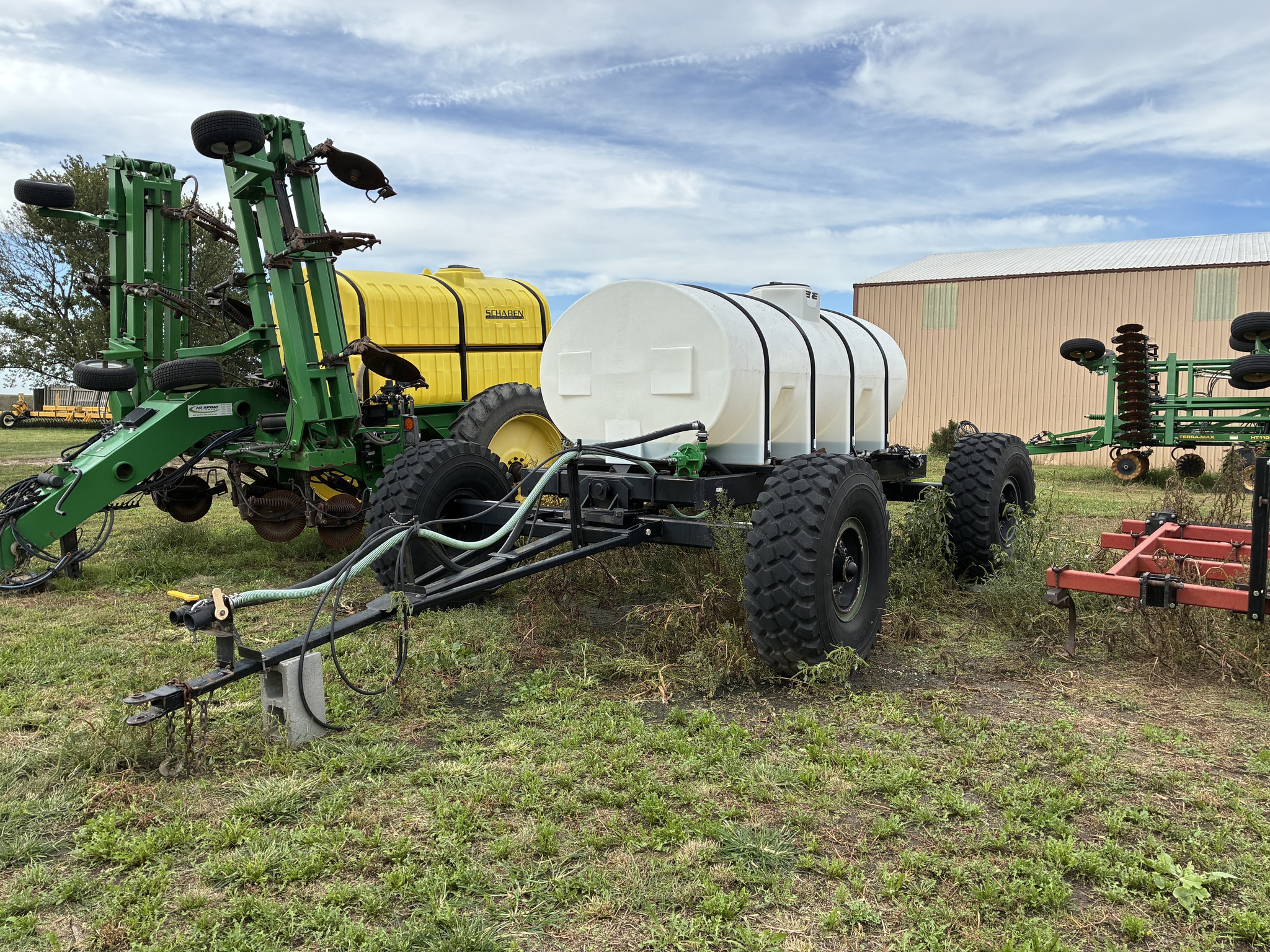  2010 Wylie 2000 at LandMark in Hastings, NE