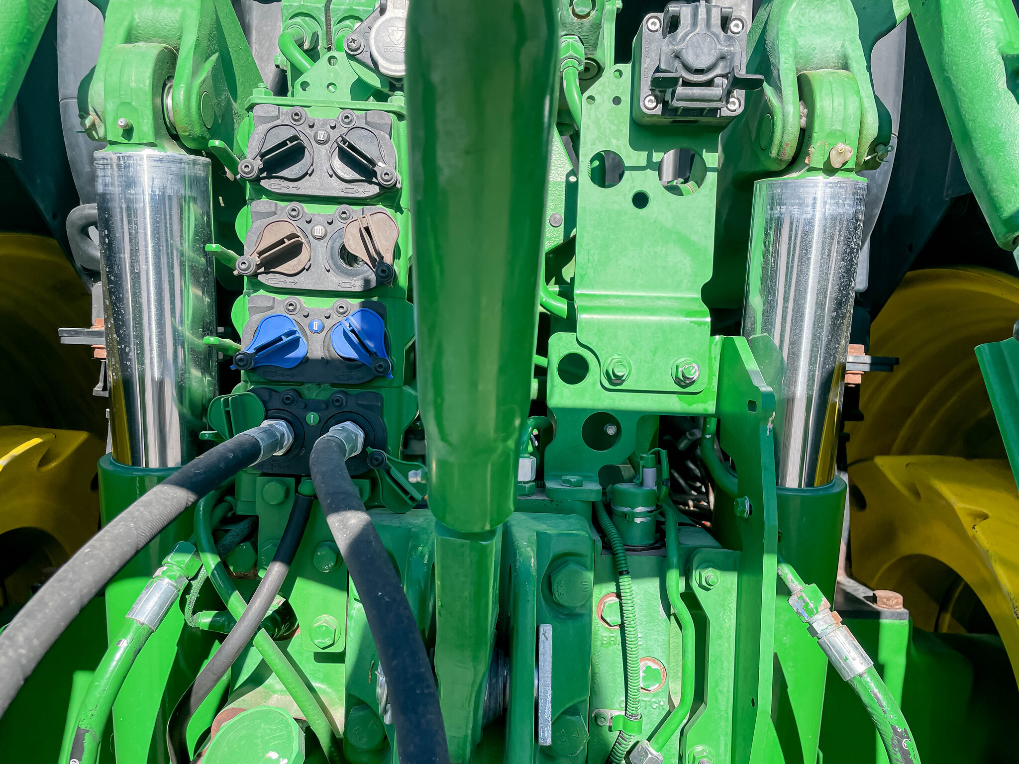  2023 John Deere 6195R at LandMark in Phillipsburg, KS