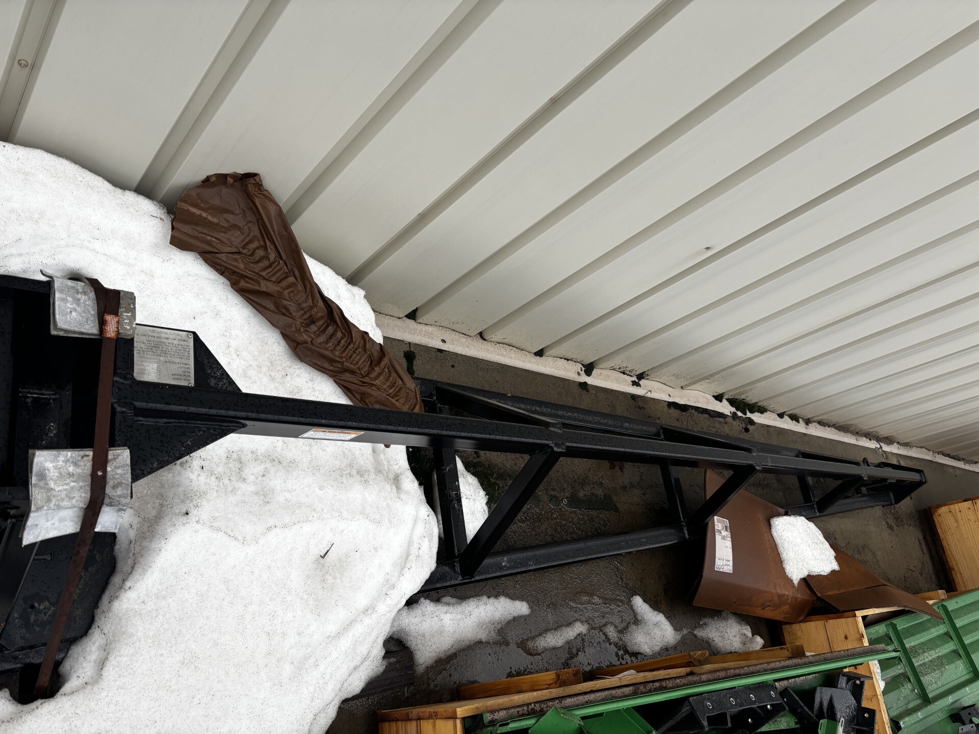On Lot  Manitou R804536 at Tri County Equipment Sandusky, MI