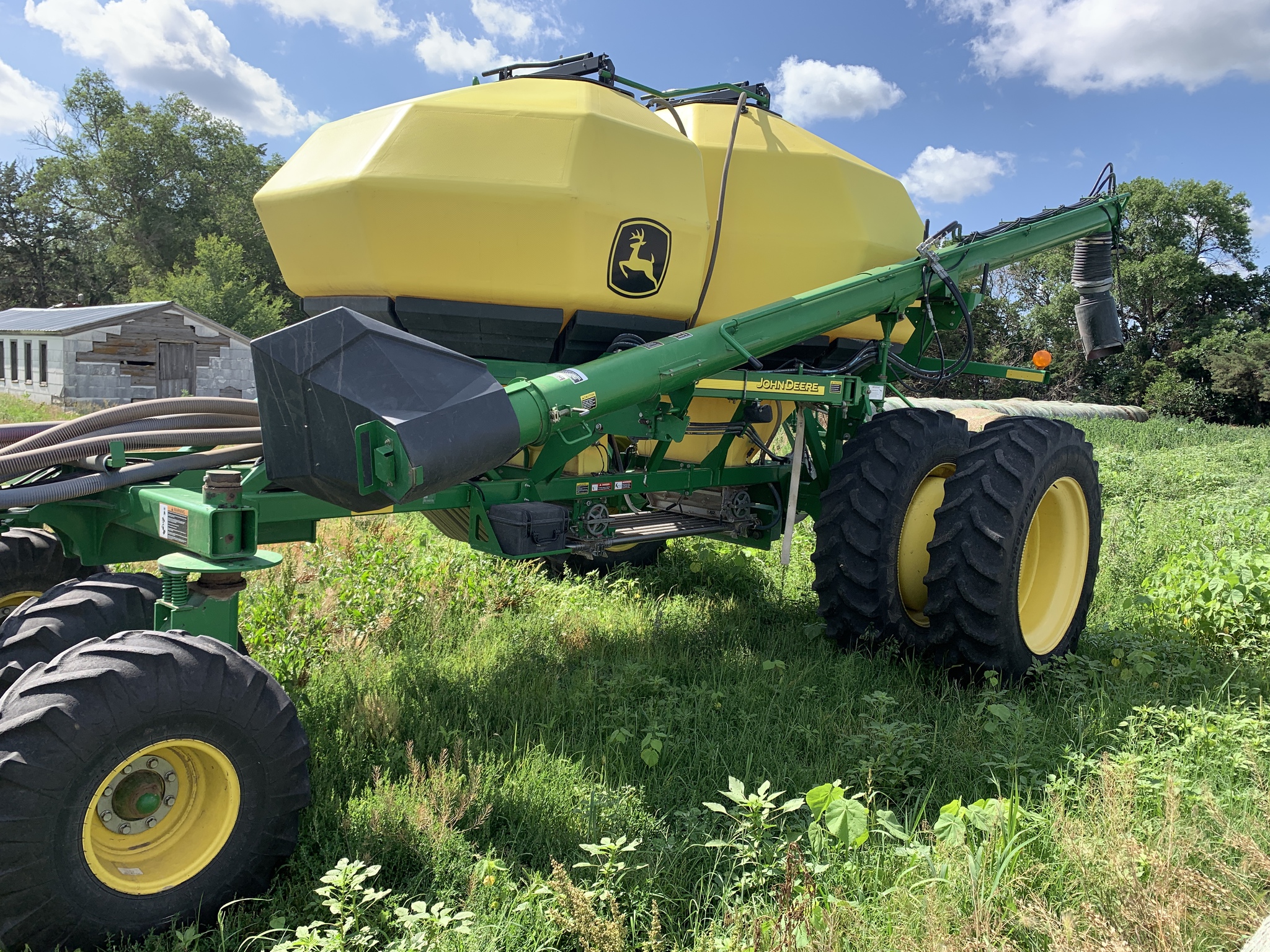  2013 John Deere 1890 at LandMark in Hebron, NE