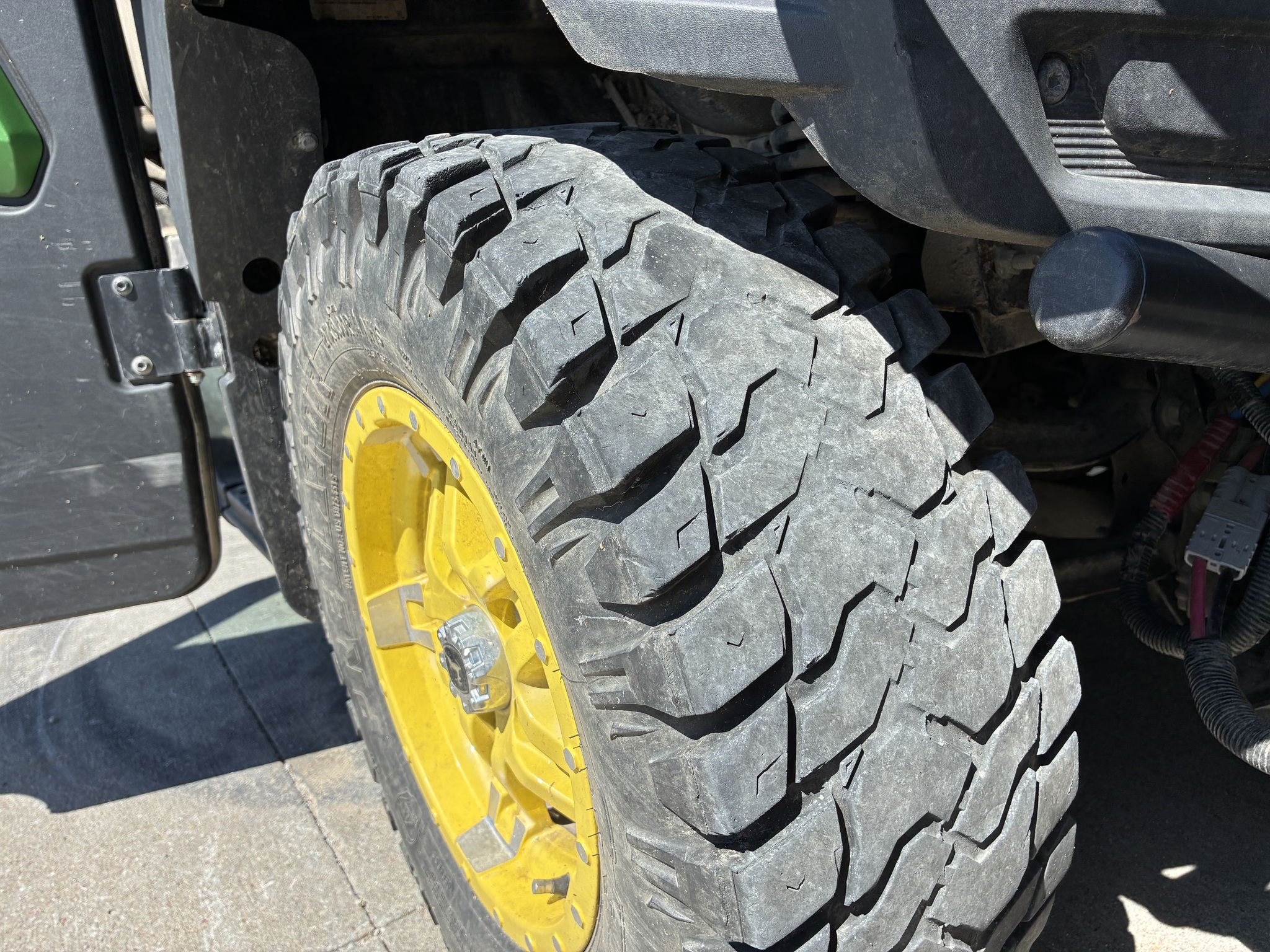  2023 John Deere XUV 835R at LandMark in Beatrice, NE
