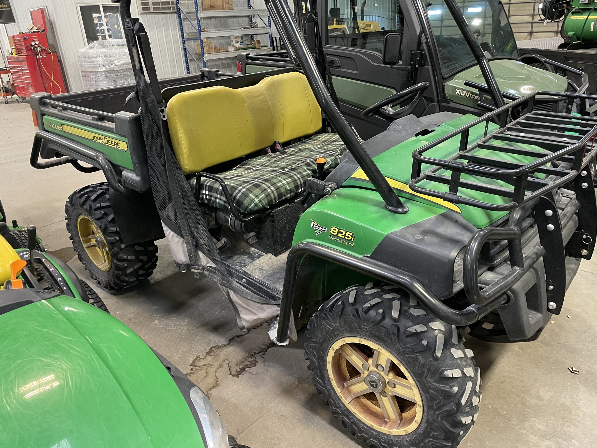  2016 John Deere XUV 825i at LandMark in Kearney, NE