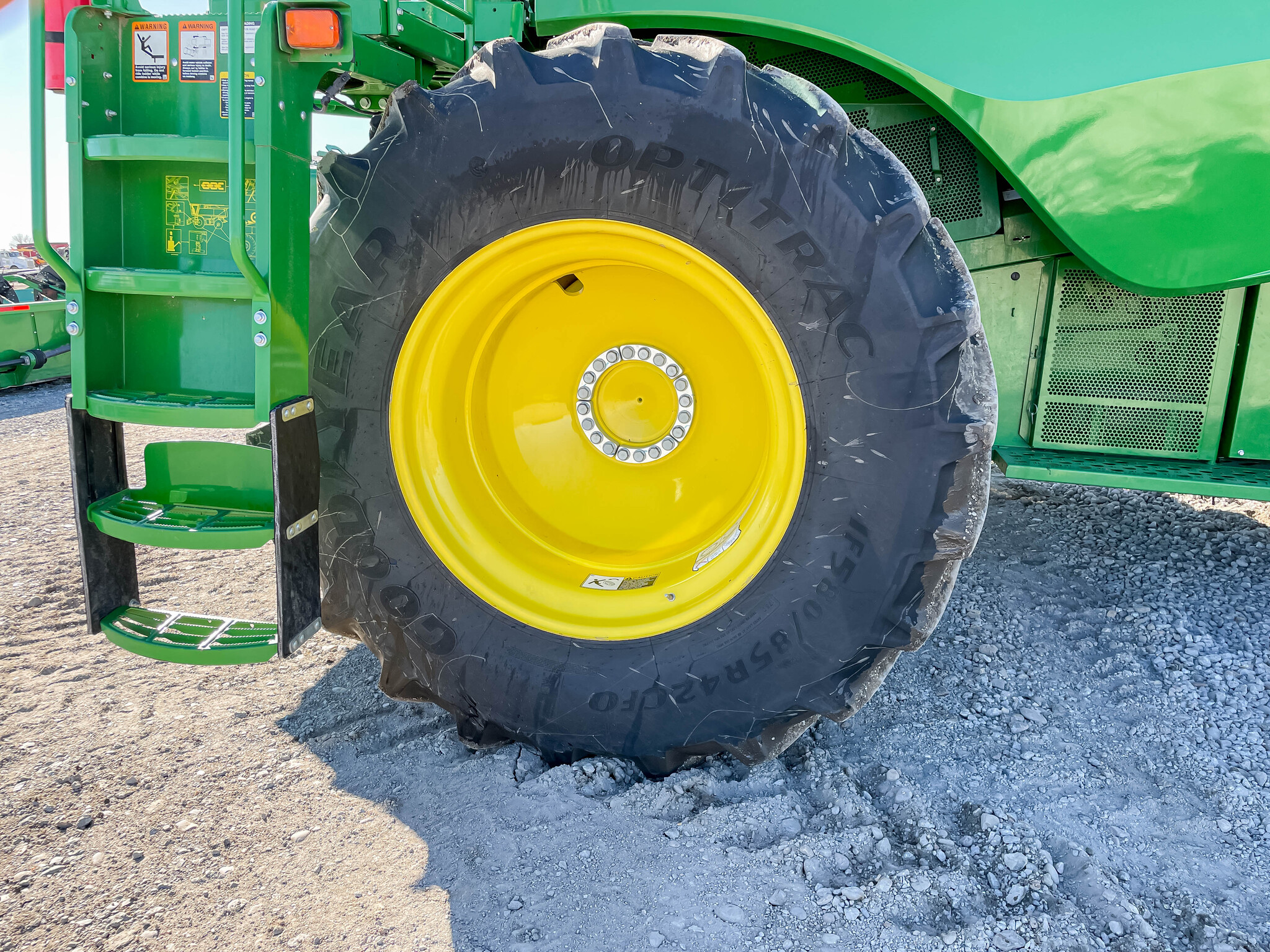  2023 John Deere S780 at LandMark in Lexington, NE