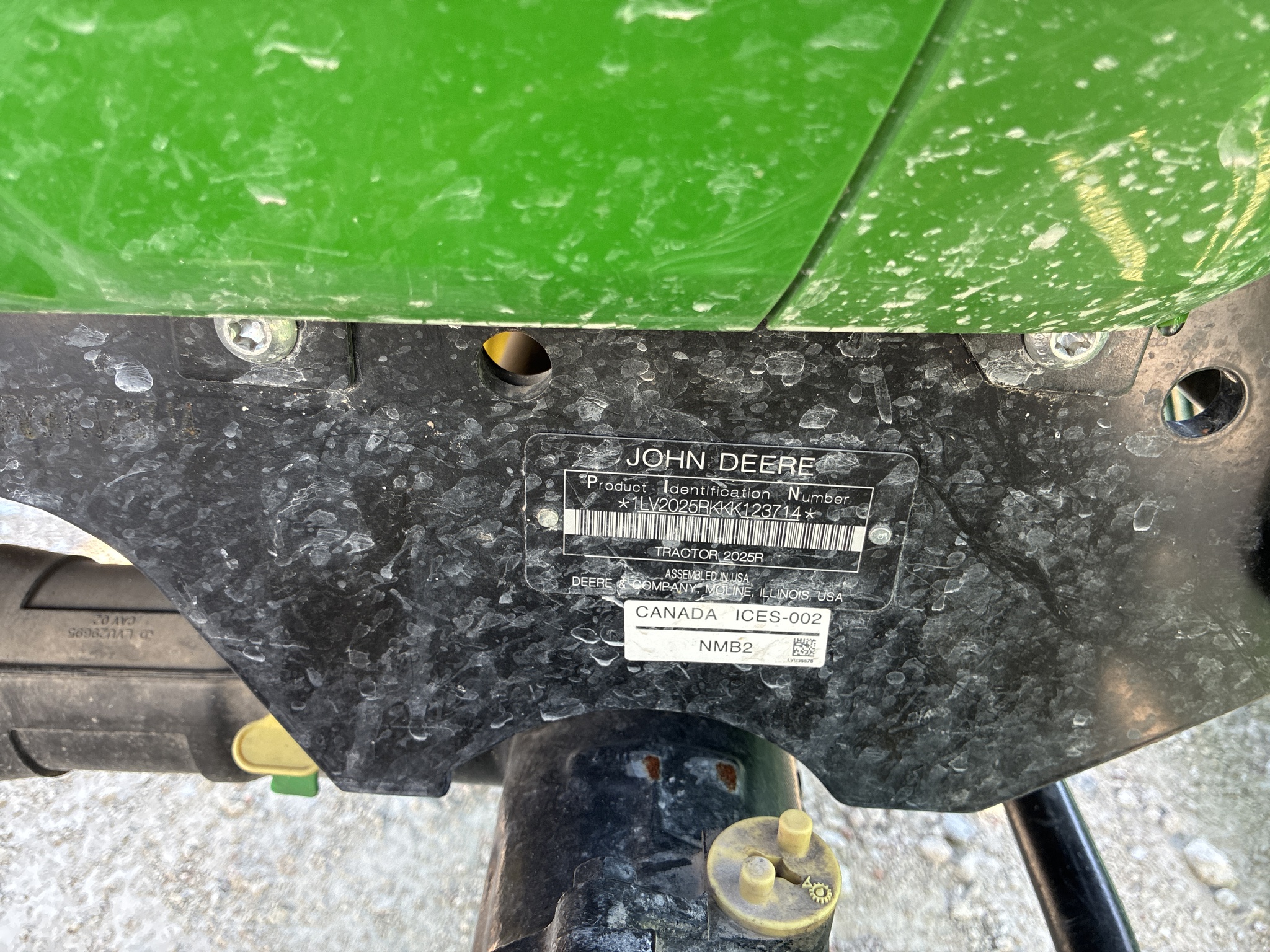  2020 John Deere 2025R at LandMark in Hastings, NE