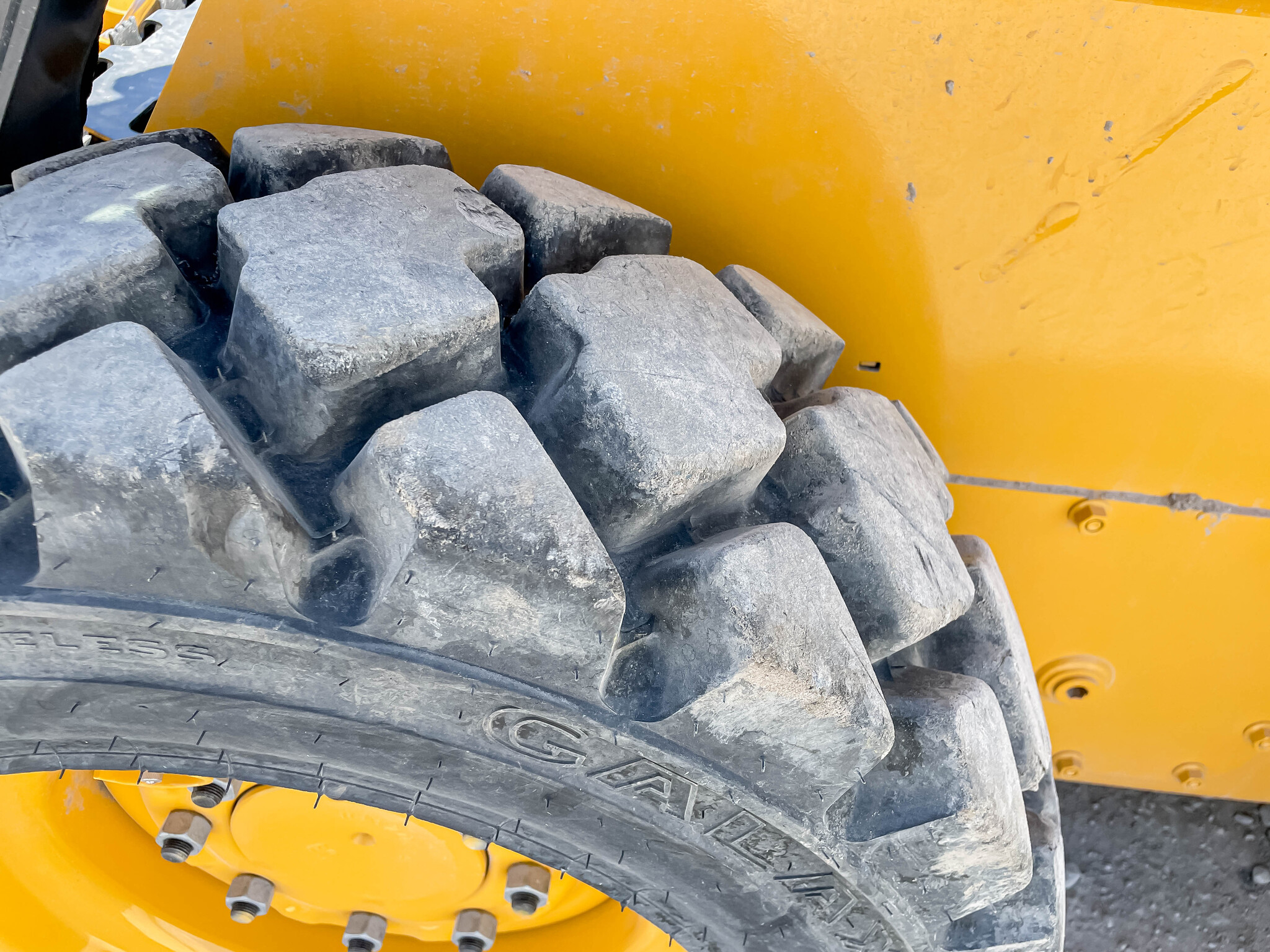  2023 John Deere 324G at LandMark in Hebron, NE