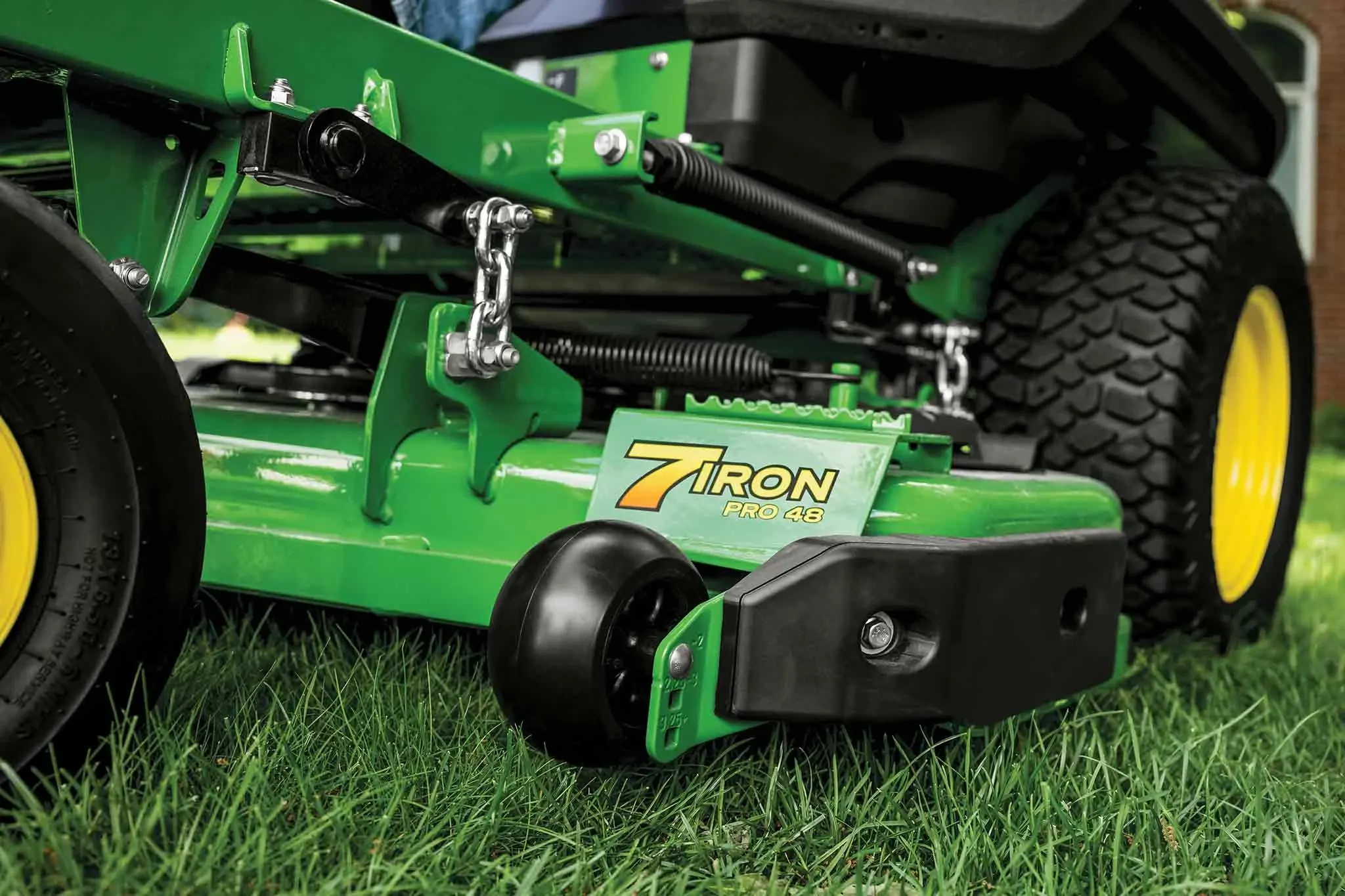 New John Deere Z720M ZTrak™ Zero-Turn Mower at Papé Machinery Ag & Turf