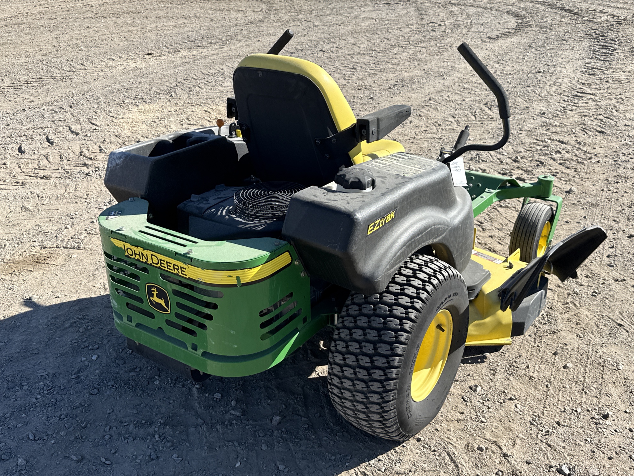  2010 John Deere Z445 at LandMark in Gothenburg, NE