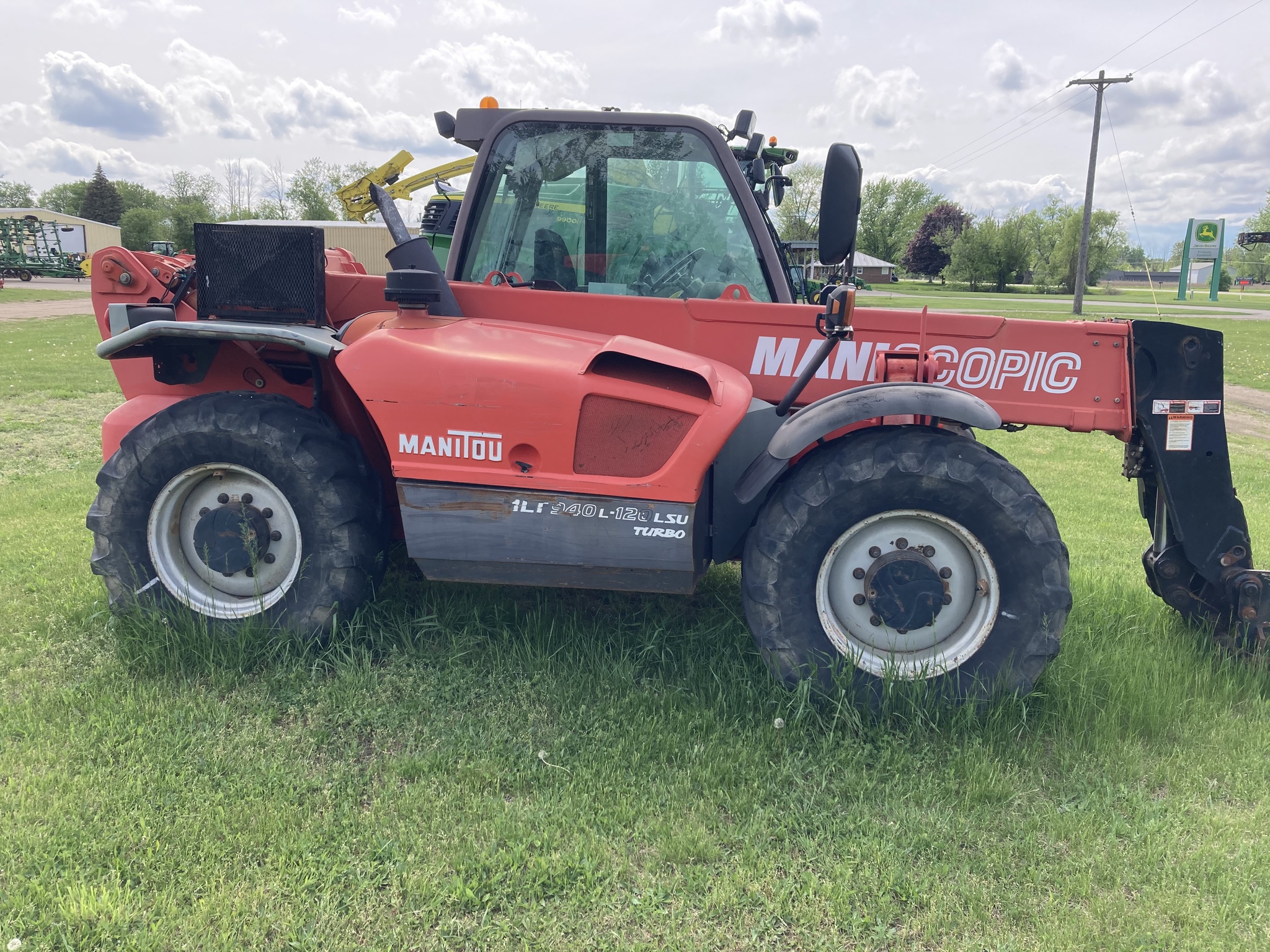 On Lot 2005 Manitou MLT940L120LSU at Tri County Equipment Sandusky, MI