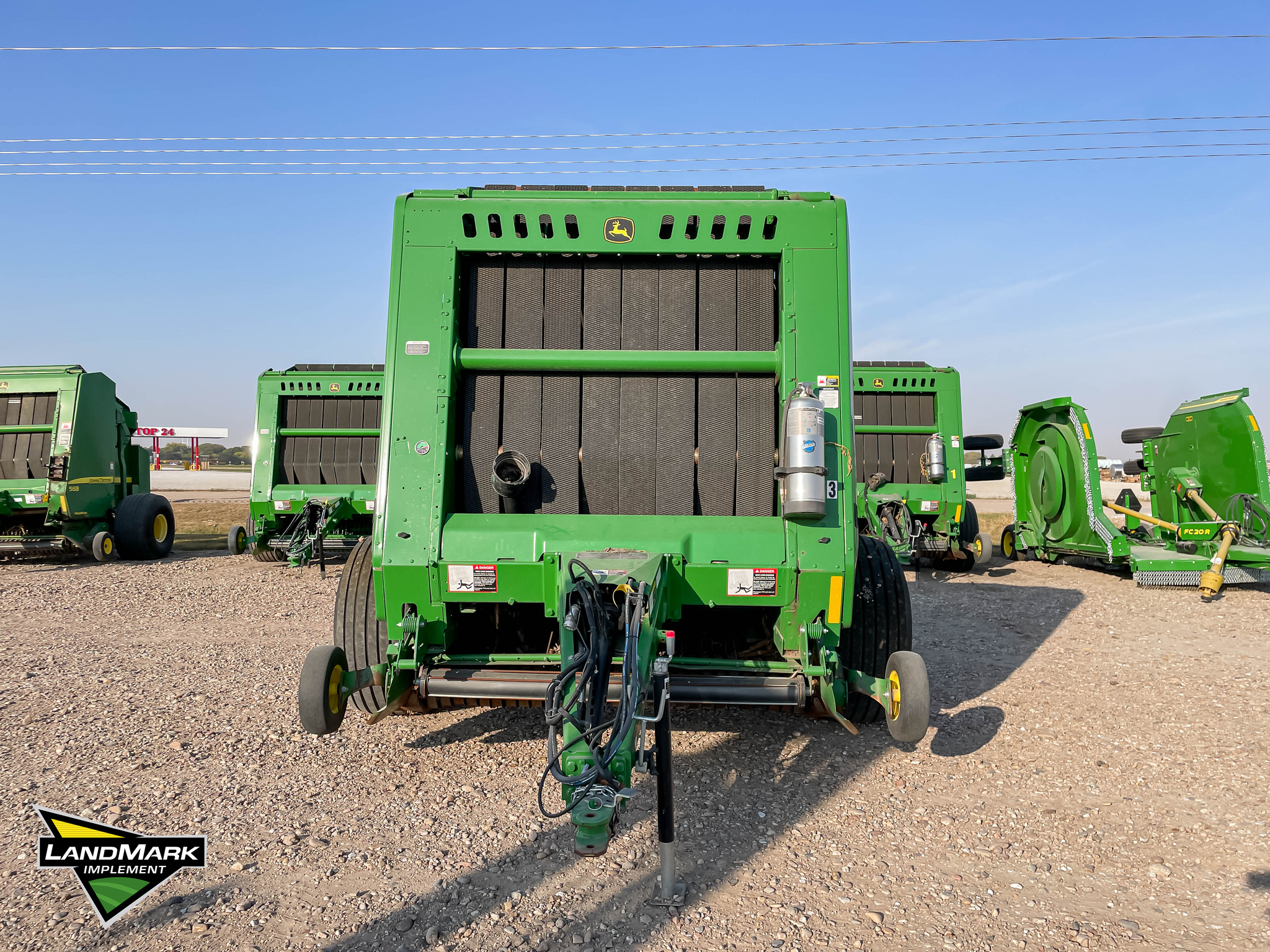  2022 John Deere 560R at LandMark in Minden, NE
