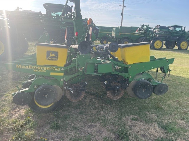  1998 John Deere 1760 at LandMark in Phillipsburg, KS