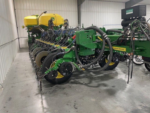  2025 John Deere 1775NT at LandMark in Kearney, NE