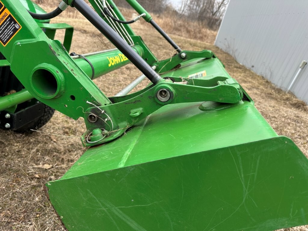 On Lot  John Deere 3032E at Tri County Equipment Lapeer, MI