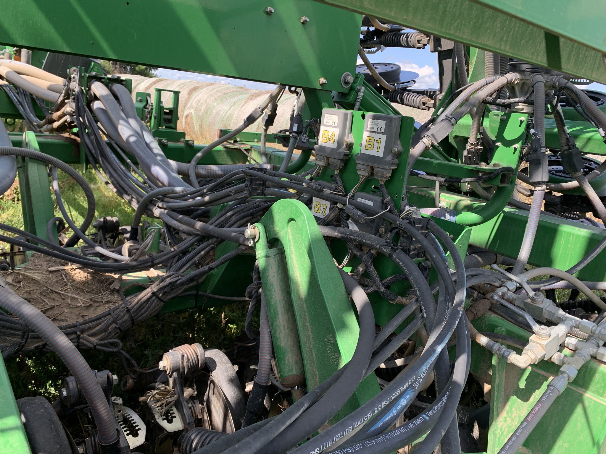  2013 John Deere 1890 at LandMark in Hebron, NE