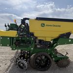  2025 John Deere 1725 at LandMark in Hastings, NE